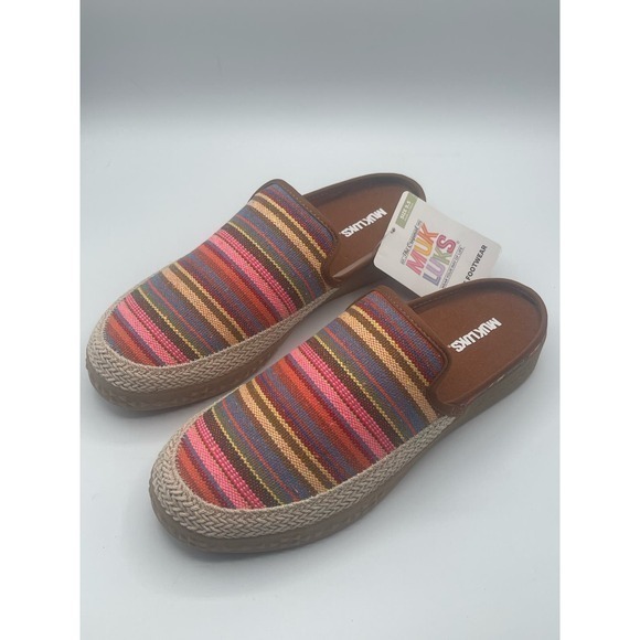 MUK LUKS Bright Stripe Multicolor Stripe Street Brooklyn Highway Clogs‎ - Picture 1 of 11